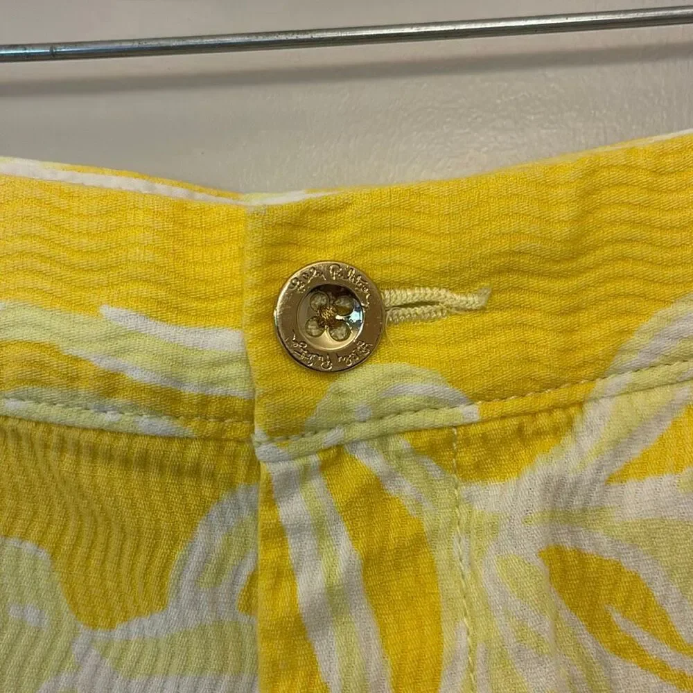 Lilly Pulitzer, buttercup, scallop shorts yellow floral, print, women’s size 2